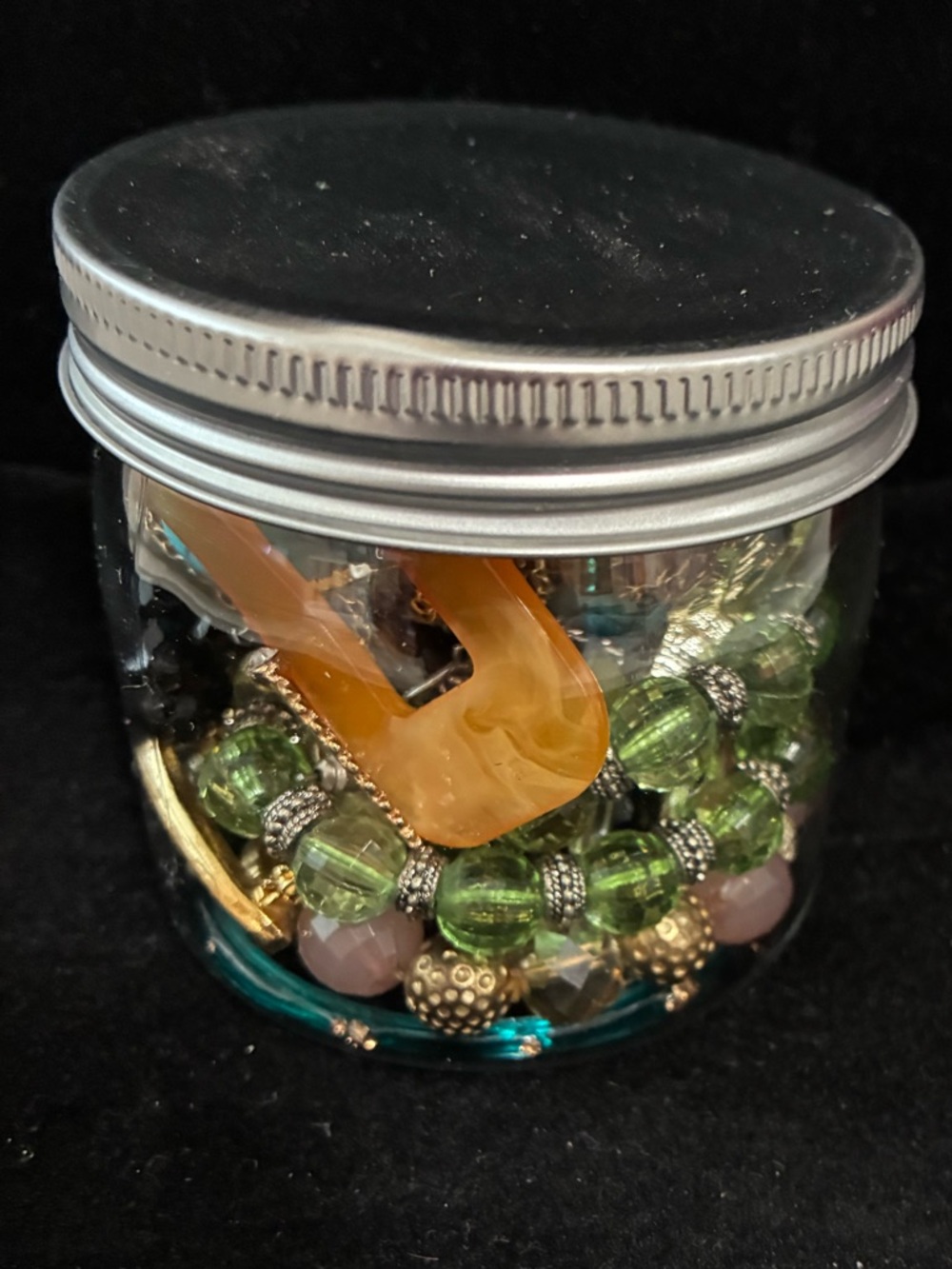 Jewelry Jar NWOT/EUC Vintage-Modern all wearable 12 pieces